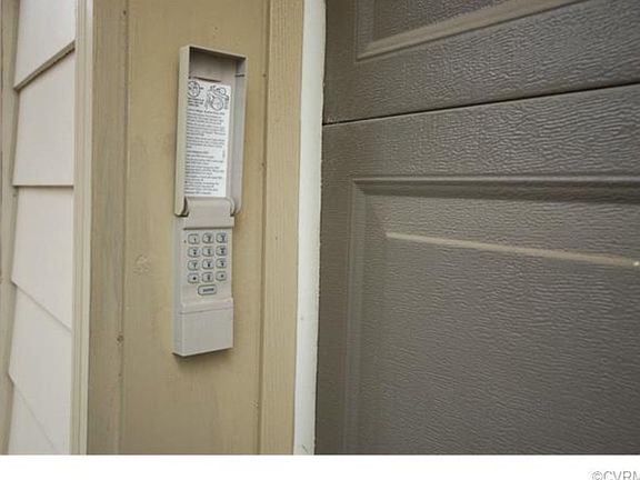 2nd image of 215 N 19th St