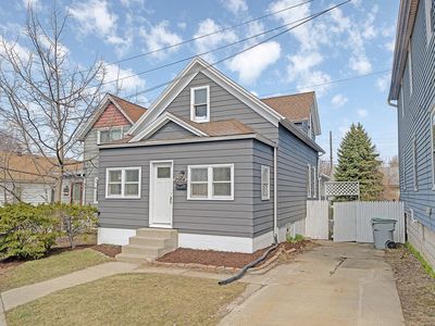 2664 South Clement AVENUE, Milwaukee, WI, 53207