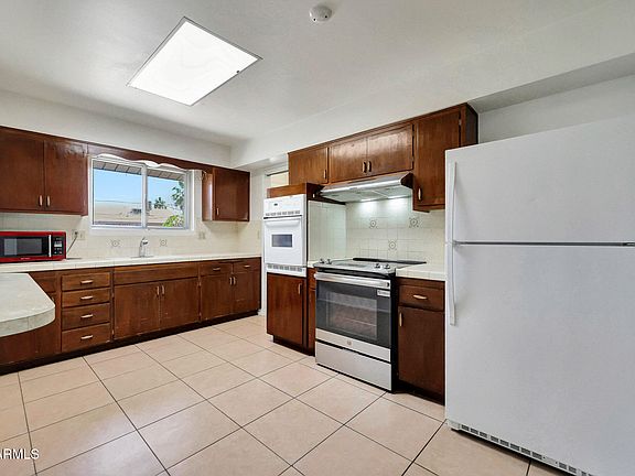3rd image of 11044 W FLORIDA Avenue