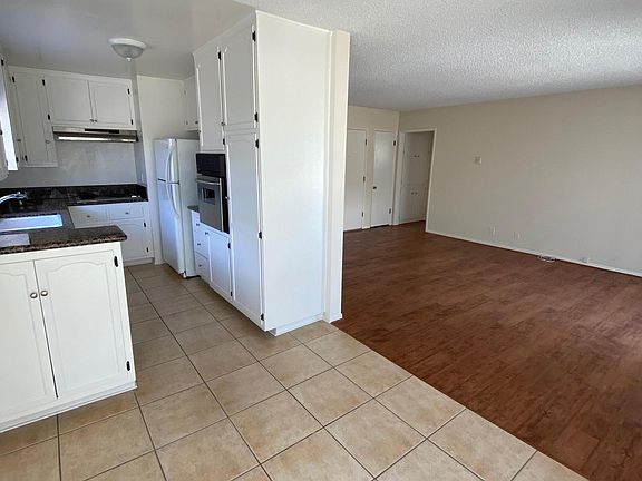 3rd image of 1449 Rexford Dr APT 4