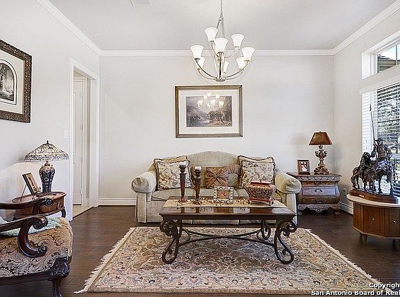4th image of 859 Hampton Oaks