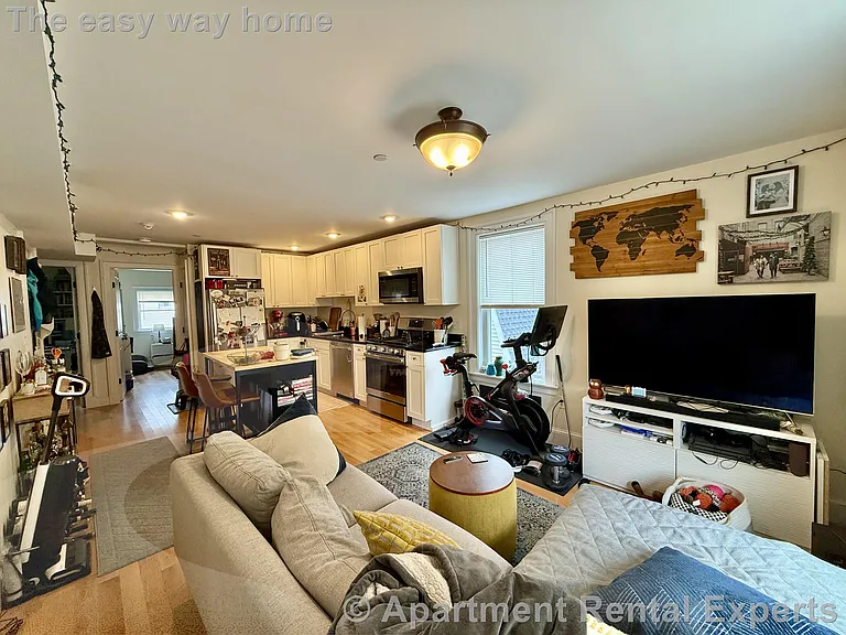 26 Putnam St #4 — Photo 4