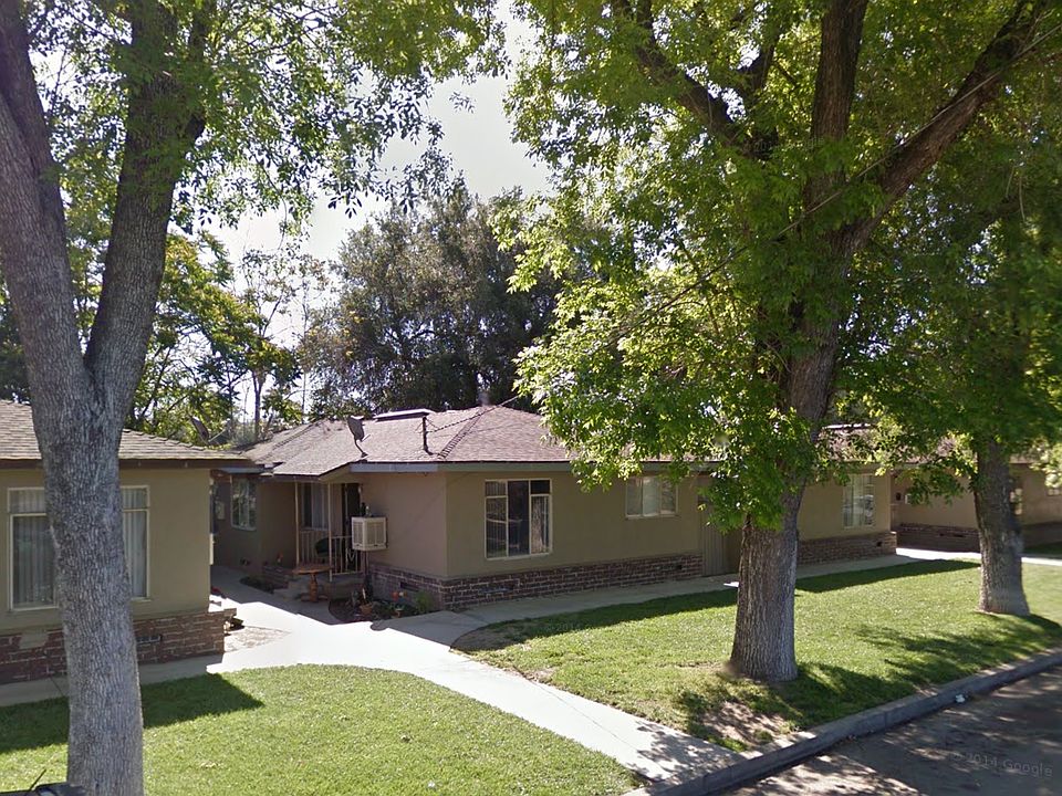 1st image of 2219 Lawrence Ave