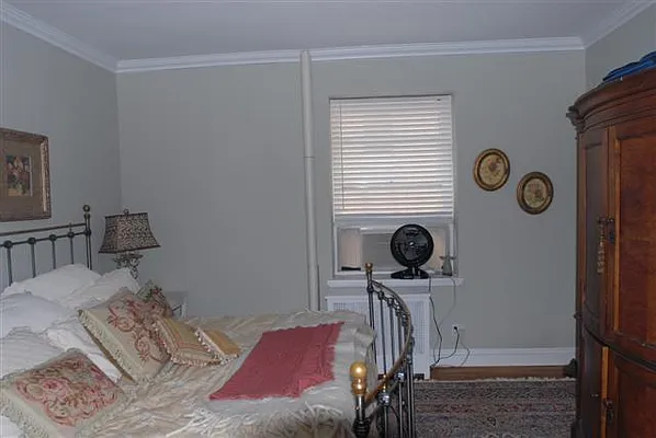 Rented by G. Laurie Cooper | media 10