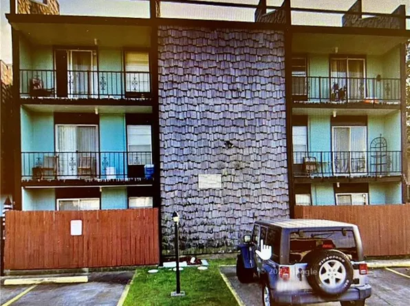 3008 9th St APT 209, Metairie, LA 70002