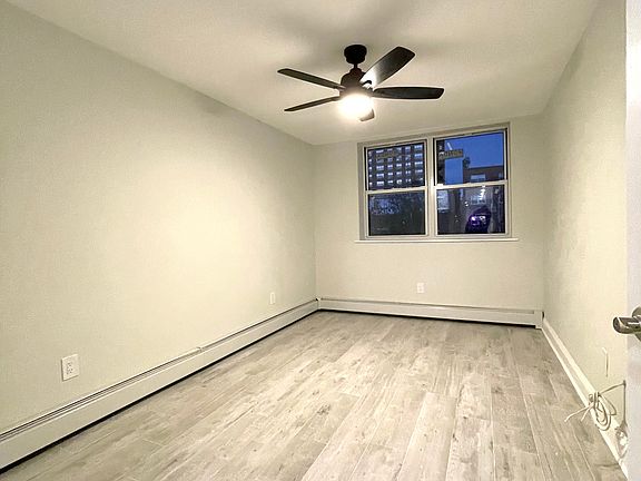 5th image of 23-21 Broadway #1