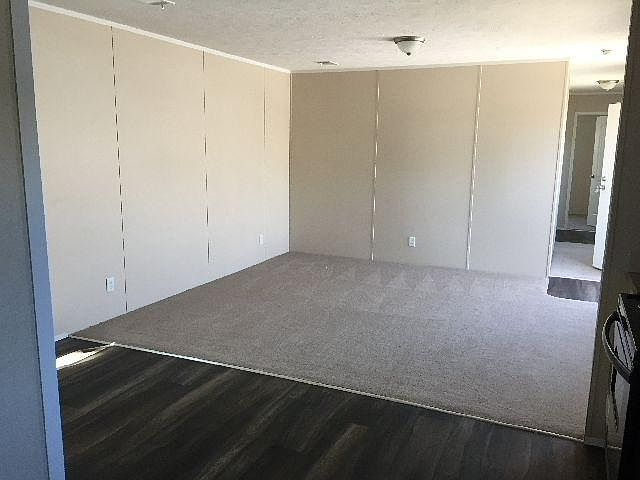 2nd image of 11519 Meredyth St