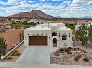 8140 Willow Bloom Cir, Las Cruces, NM 88007