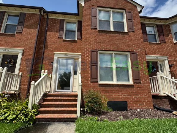 1838 Volvo Pkwy, Chesapeake, VA 23320