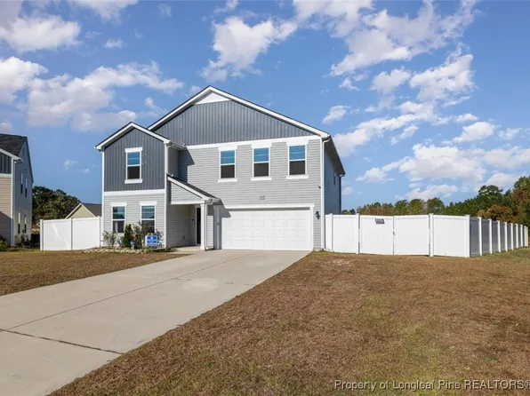 359 Hallow Oak St, Spring Lake, NC 28390