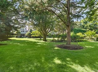 514 Montauk Hwy, Amagansett, NY 11930