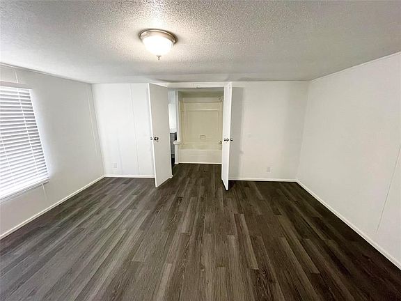 5th image of 8204 Patricia Ln