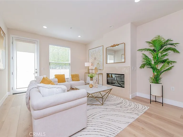 28220 Highridge #204 — Photo 3