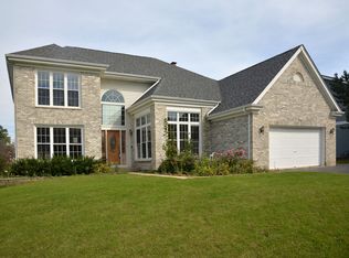 1600 Barrington Ct, Algonquin, IL 60102