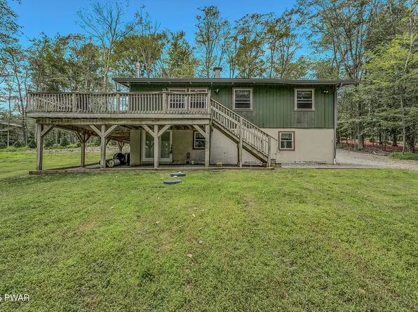 103 Ash Ln, Greentown, PA 18426