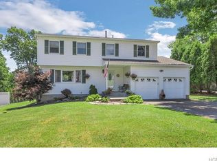 6 Berwynn Rd, Harriman, NY 10926