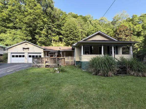 1753 Sugar Creek Dr, Charleston, WV 25387