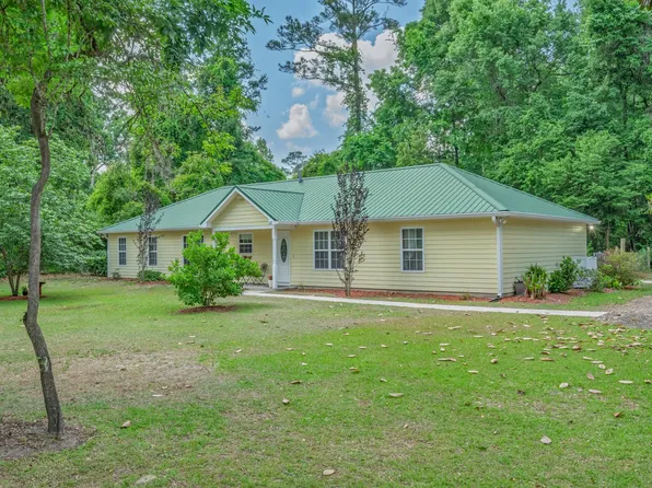 32 Palomino Rd, Crawfordville, FL 32327