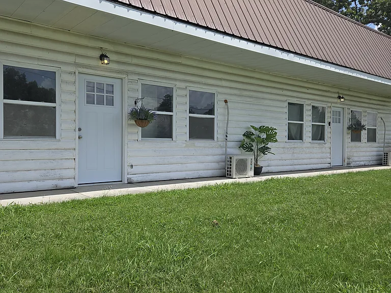 1259 N Business Highway 49 #A — Photo 26