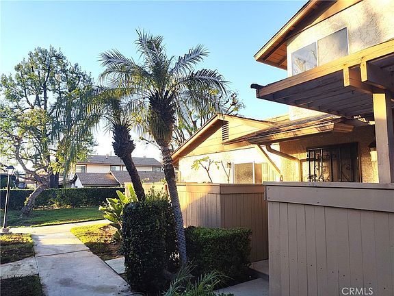 2nd image of 1425 Forest Glen Dr