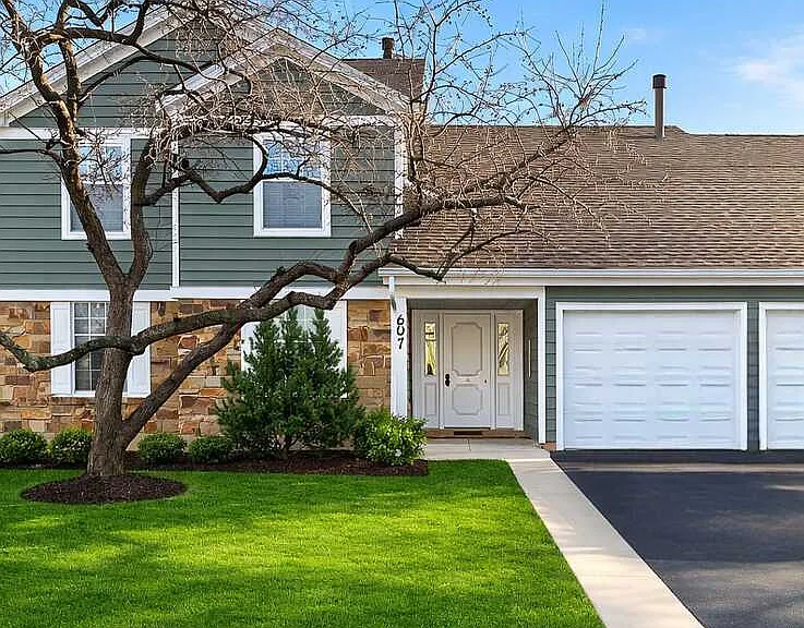 607 Berkley Ct #Z2 — Photo 1