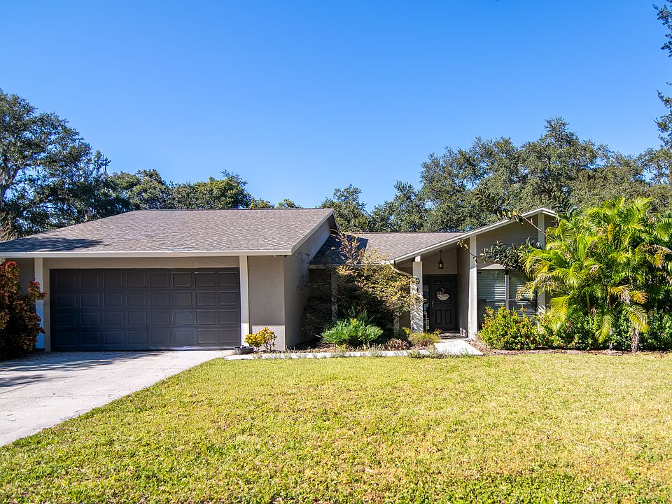 915 Woodleaf Way Tampa-2_11132025