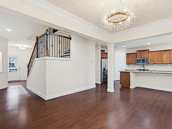 4th image of 603 Fumagalli Dr