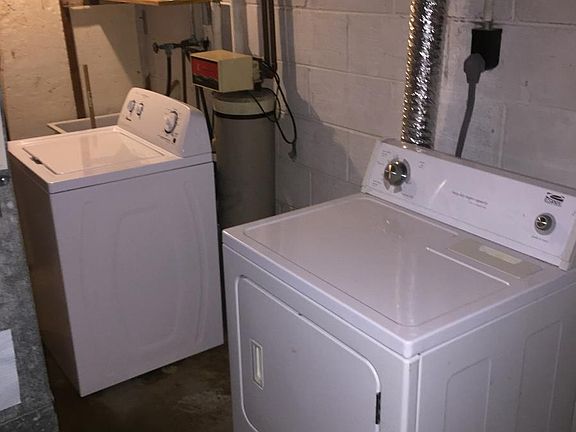 Full sized laundry in lower level