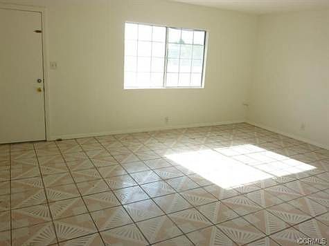 3rd image of 11174 Cedar Ave