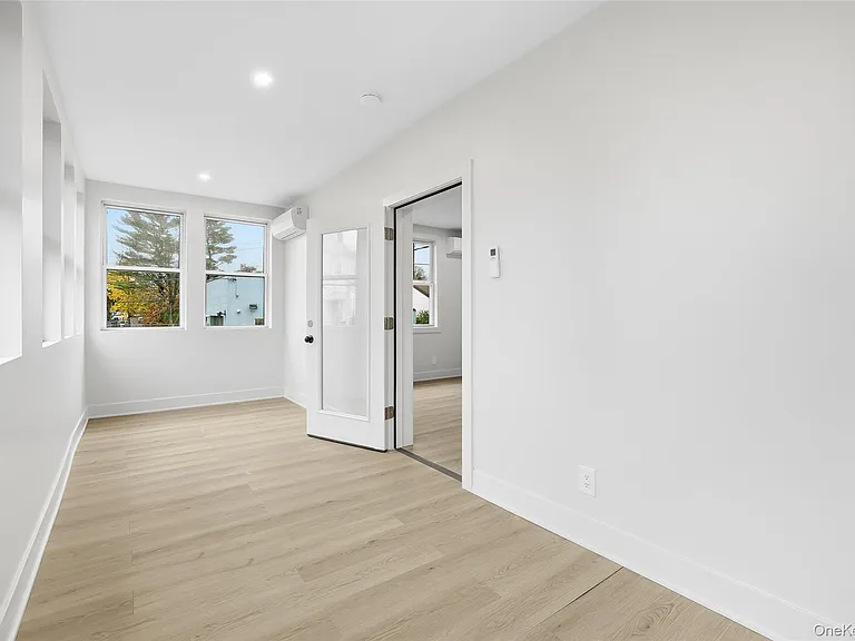 36 Dunwoodie St #1 — Photo 12