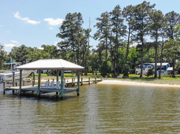 6238 Adams Creek Road, Havelock, NC 28532