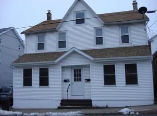 830 Main St, Freeland, PA 18224