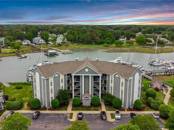 1024 Porte Harbour Arch APT 302, Hampton, VA 23664