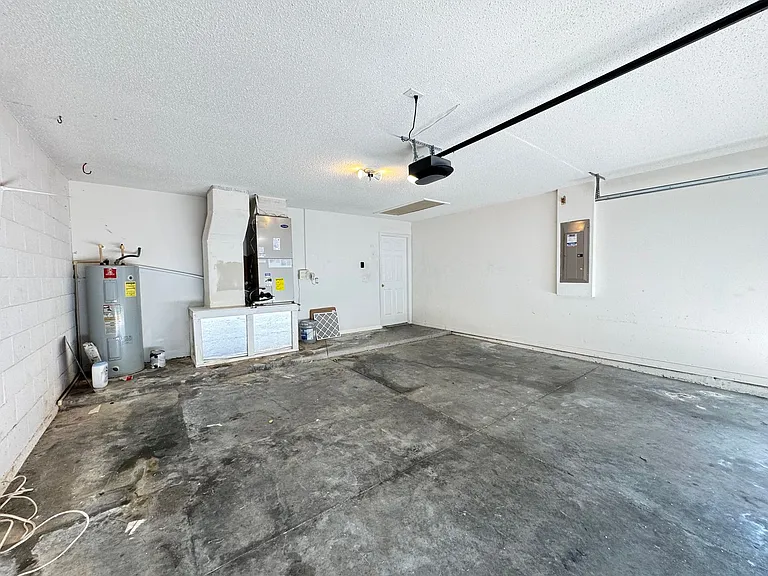 321 Drum Ln — Photo 40