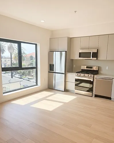904 S New Hampshire Ave #504 Photo 1