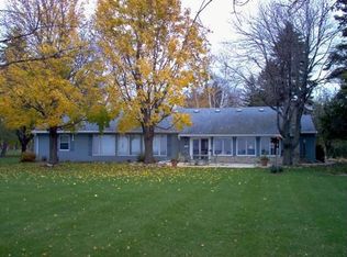 4229 Bay View Dr, Sturgeon Bay, WI 54235