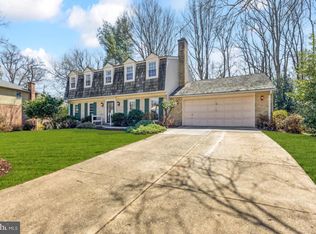 9317 Sibelius Dr, Vienna, VA 22182