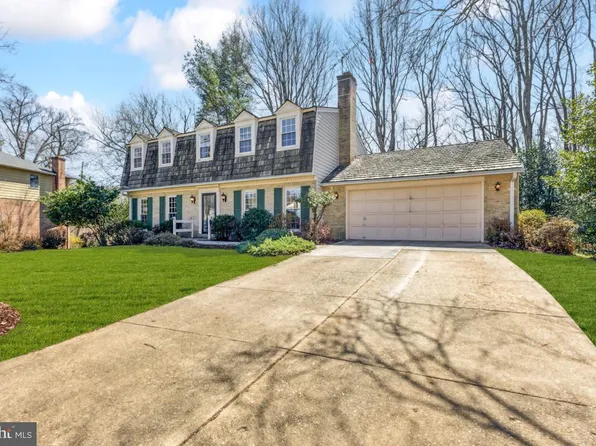 9317 Sibelius Dr, Vienna, VA 22182