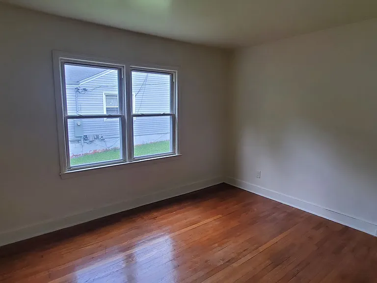1514 Rainbow Dr — Photo 5