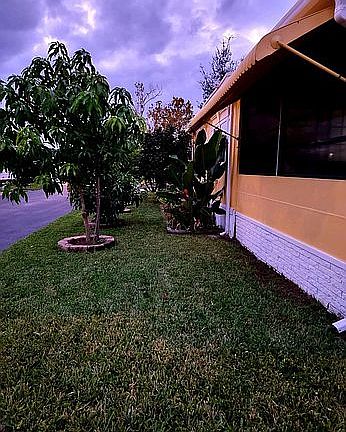 3rd image of 915 Corral Drive