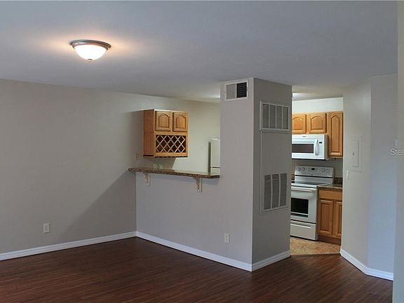 5th image of 4708 Walden Cir #25
