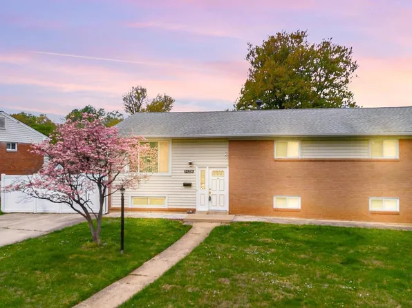 14236 Chadwick Ln, Rockville, MD 20853
