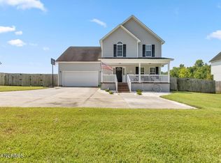 244 Petersburg Rd, Richlands, NC 28574