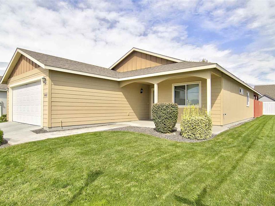 1st image of 1442 Larkspur Dr