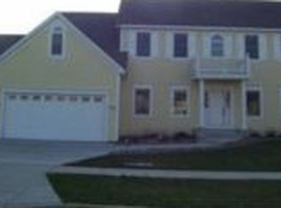 2828 Oak Lawn Dr, Northfield, MN 55057
