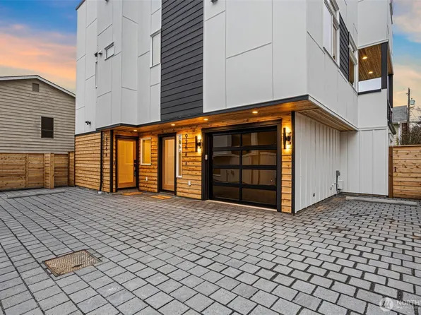 926 NW 57th Street #A, Seattle, WA 98107