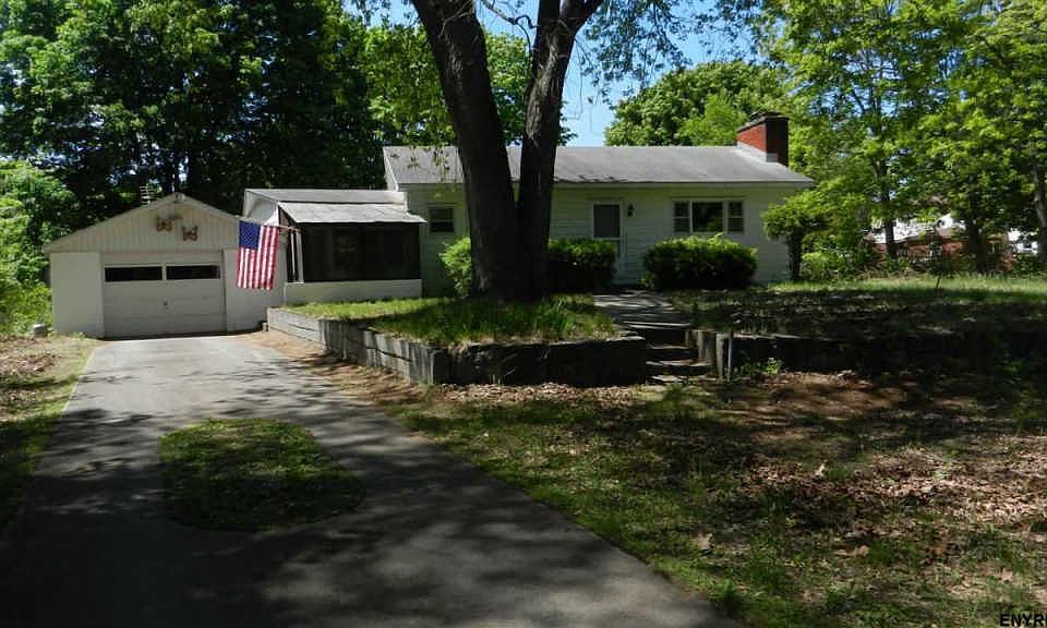 1st image of 1105 Burgoyne Ave