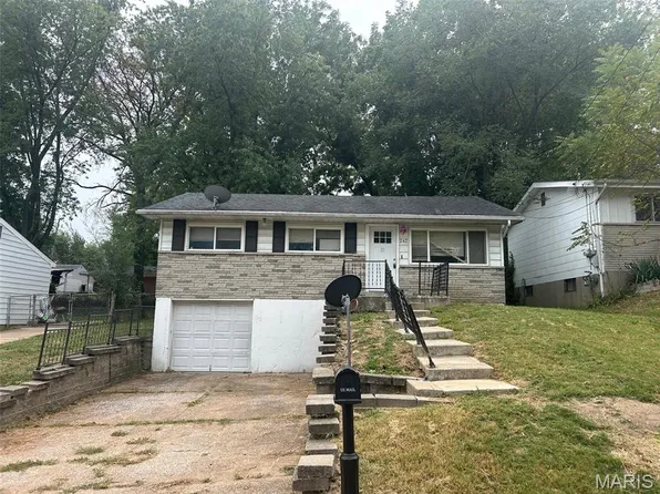 242 Gladys Ave, Saint Louis, MO 63135