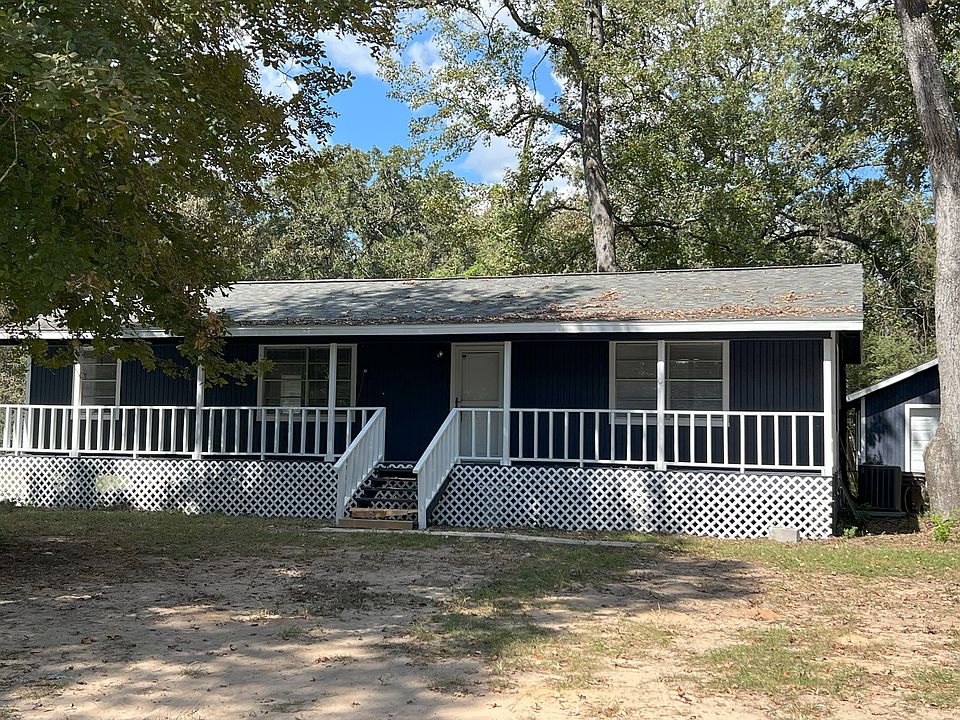 1st image of 184 Hall Dr S