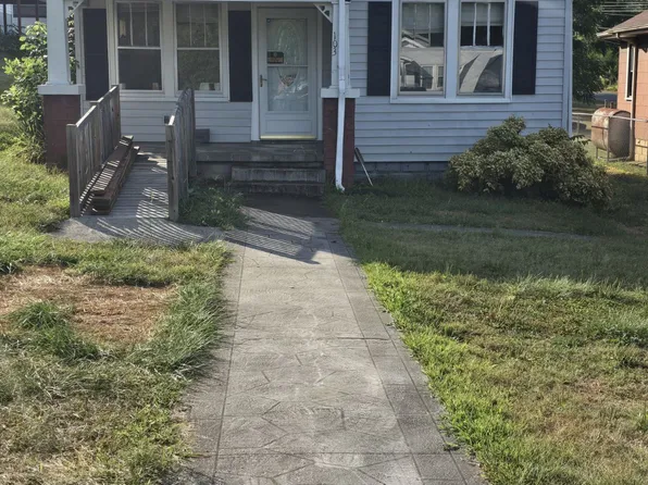 103 Randolph St, Bristol, VA 24201